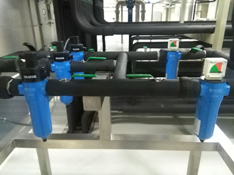 A39FTH和A55FTH兩種WALKER壓縮空氣加熱器使用現(xiàn)場(chǎng)的管道保溫