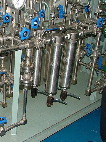 WALKER不銹鋼高壓過(guò)濾器的現(xiàn)場(chǎng)應(yīng)用照片